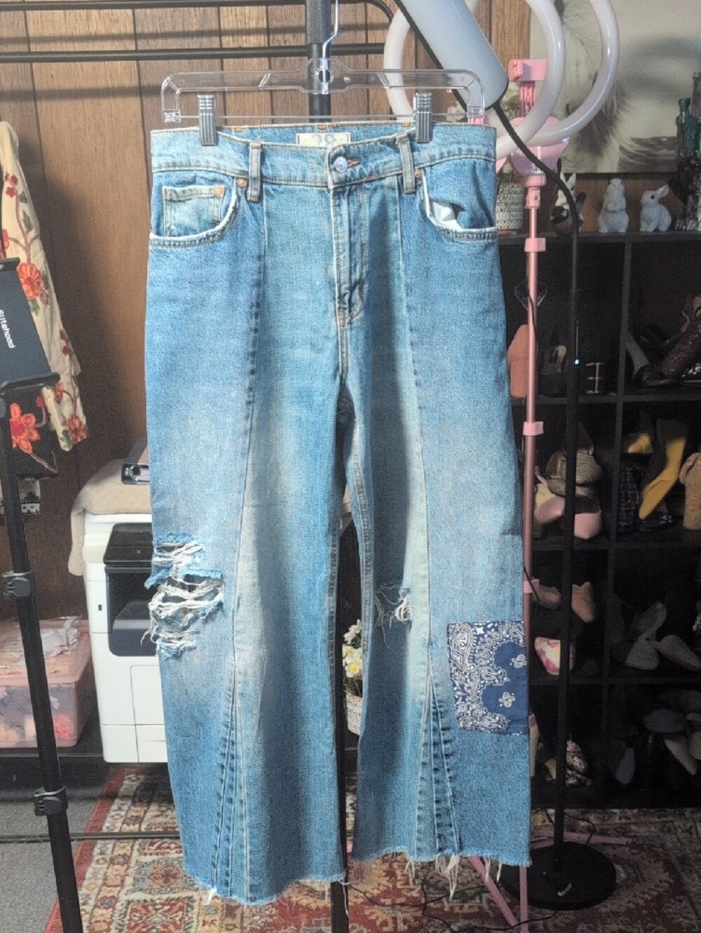 We The Free Heart Of Gold Patchwork Jeans EUC - Picture 2 of 4
